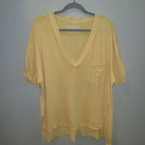 We The Free Keep Me V-Neck T-Shirt Yellow NWOT Medium - Picture 4 of 8